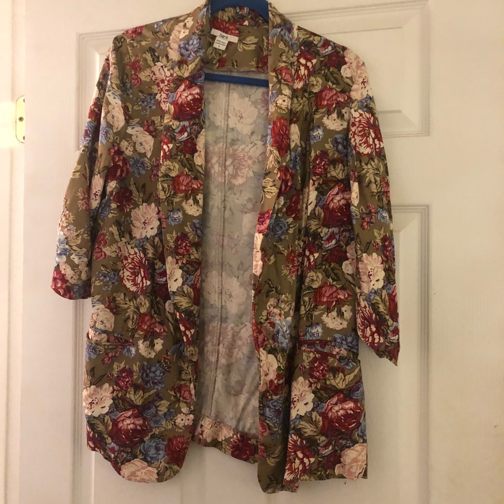 Bar III blazer!